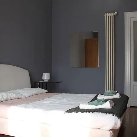 Viale Lunigiana - Penthouse - 6 People Apartment