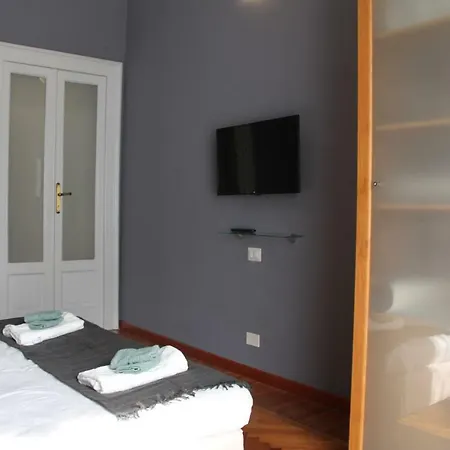 Apartment Viale Lunigiana - Penthouse - 6 People *
