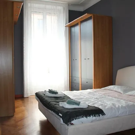 Viale Lunigiana - Penthouse - 6 People * Milan