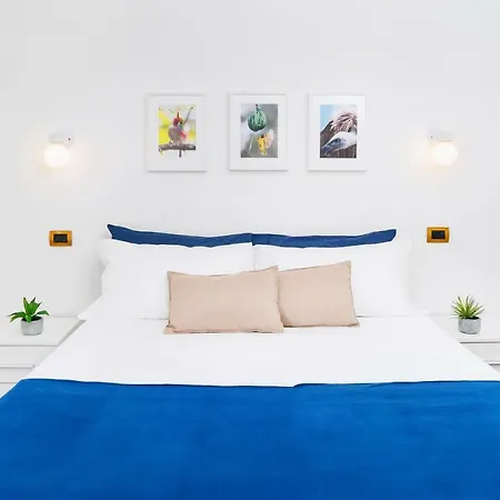 Four Bedroom Near Metro Appartamento Milano