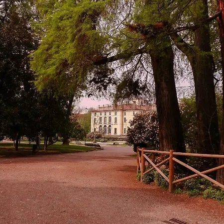 Il Bosco Di Nora Apartment *