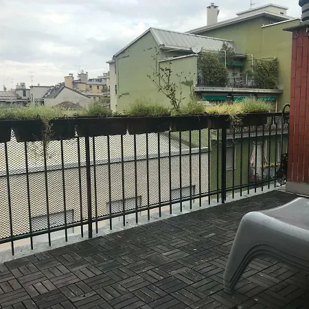 Apartment Flat With Terrace Milan