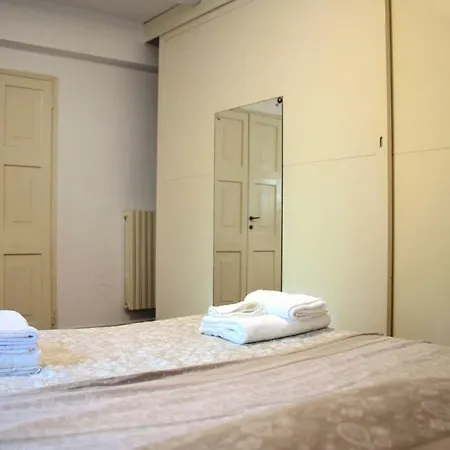 Apartamento Basement Turati 3 -consulates District Milán