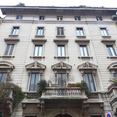 Cozy One Bedroom In Milano, Brera * ميلان