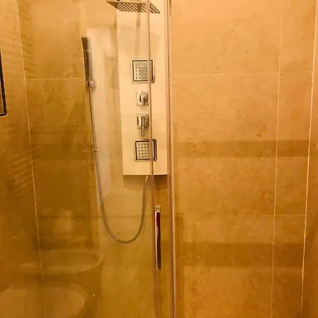 Milano Central Apartment