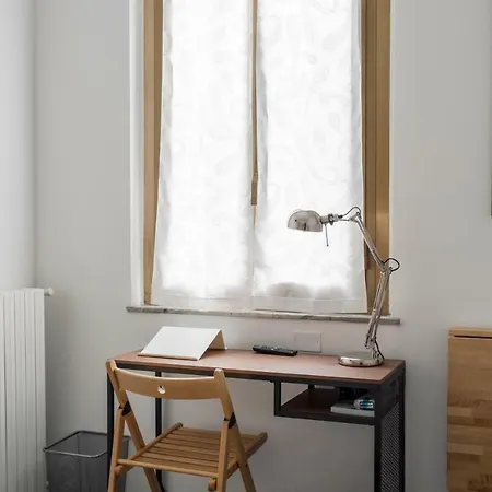 Hostmate - - Via Paruta Διαμέρισμα *