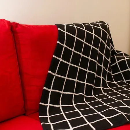 Bilocale Zona 200metri Da Stazione アパート ミラノ