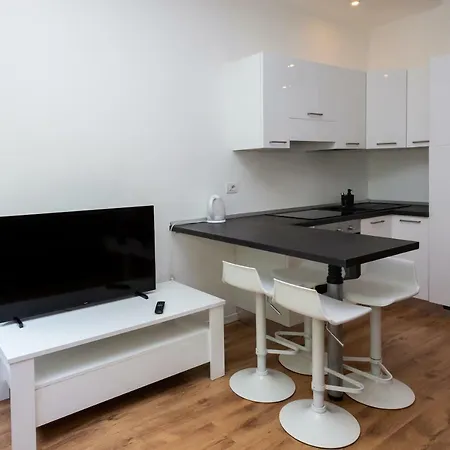L.love Apartment Milan