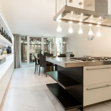Appartement Italianway - Durini 23 *