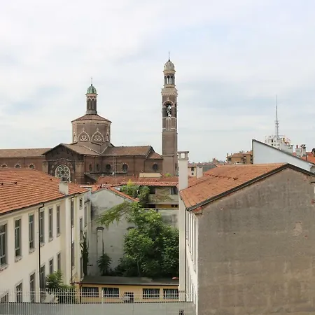 Milanese Flat - Via Vigevano * Милан