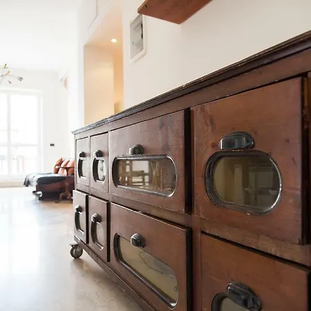 Youhosty - Copernico 47 Milaan