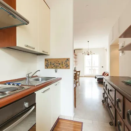 Youhosty - Copernico 47 *