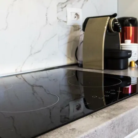 Milan Style Apartment - City Center Apartman