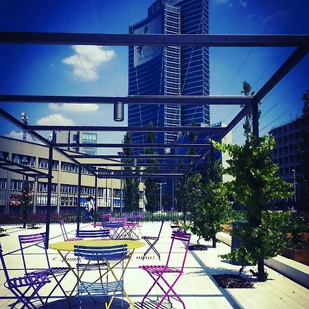 Lovely Loft Isola/garibaldi Apartman