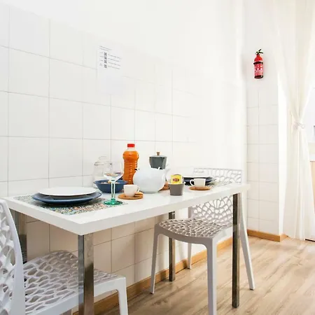 Navigli Luxo 아파트