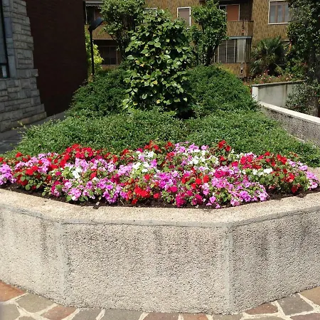 Blu A Zona Ripamonti Vicino Allo Ieo דירה מילאנו