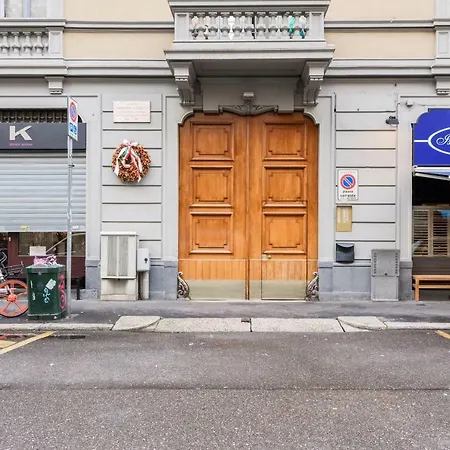 Spazio M&m Via Augusto Anfossi 10 Διαμέρισμα *