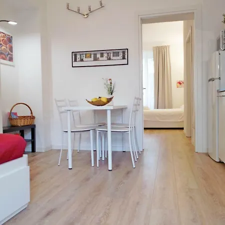 Likehome - Via Crema Apartman Milánó