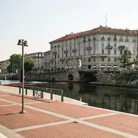 아파트 Navigli Luxo