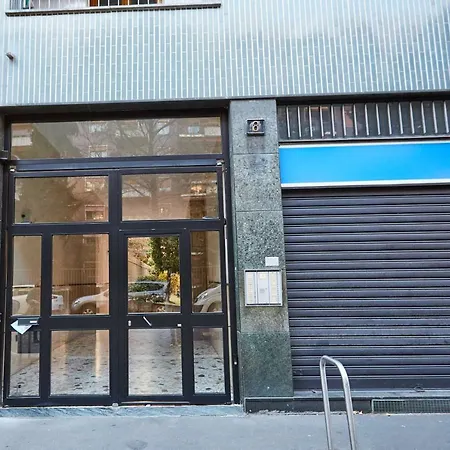 Guesthost - Con Balcone Per 2 Persone 아파트 *