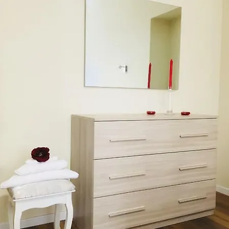 Rodica Comfort Navigli Апартаменты *