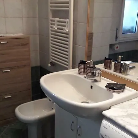 Il Naviglio Dietro L'angolo *