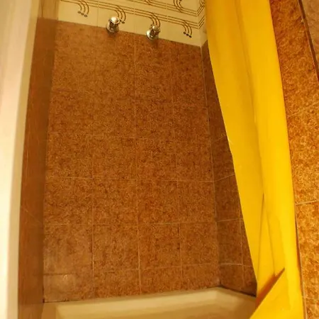 Lunigiana 15 밀라노