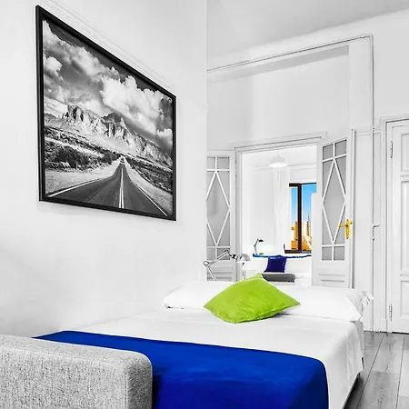 Hemeras Boutique Homes - 4 Design Homes In Center Apartment *