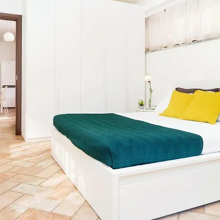 Four Bedroom Near Metro * Milan