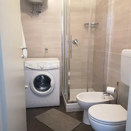 Zubed Apartments-via Carlo Farini Apartamento