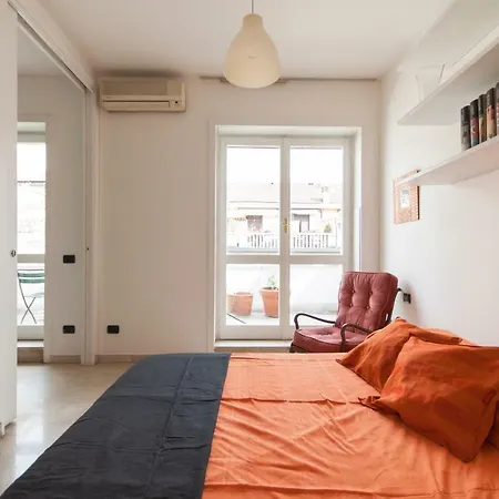 Youhosty - Copernico 47 * Milaan