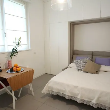 San Martino House アパート *