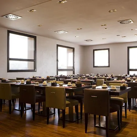 Hotel Nh Milano Fiera 4*