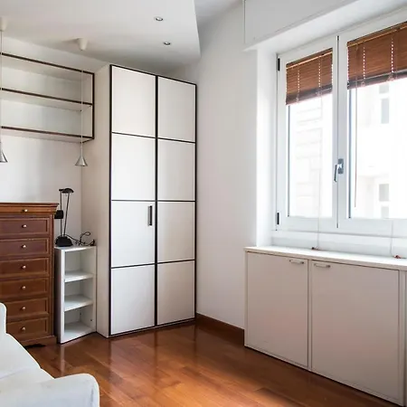 Youhosty - Brocchi 24 Apartment