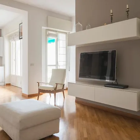 Cosmopolitan Home, 2 Bedrooms, 2 Bth, 5 Guests Apartman *