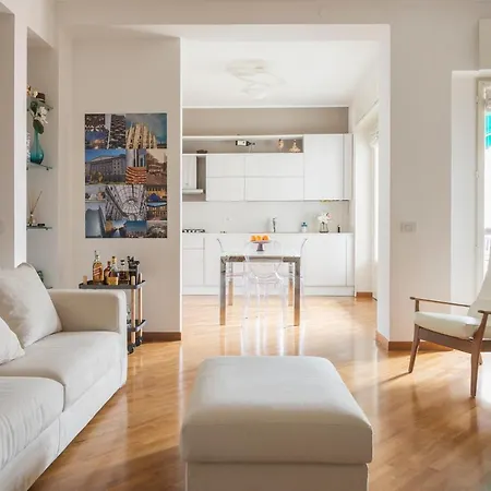 Cosmopolitan Home, 2 Bedrooms, 2 Bth, 5 Guests Apartman *