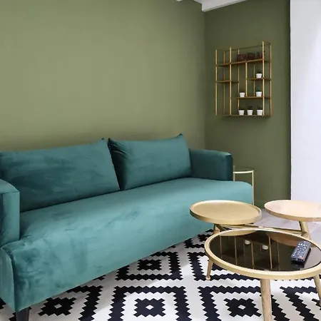 Navigli District Center Apartment