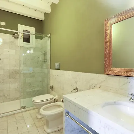 Navigli District Center Apartment