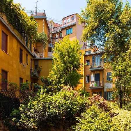 Exclusive 4Bdr Apartment Near Duomo * Mailand