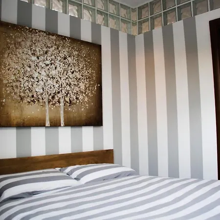 Res. A 10 Min. Da Rho Fiera E Stadio Meazza * Milão