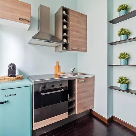 Design And Stylish Flat In Centrale