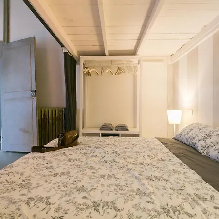 Italianflat - Navigli & Bocconi Suites *