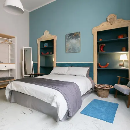 Italianflat - Navigli & Bocconi Suites Guest house *