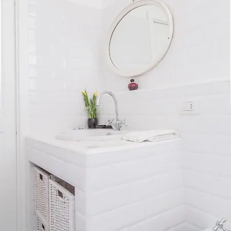 Easylife - - Crema 23 - Porta Romana Milan