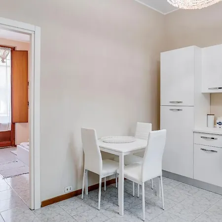 Bellissimo In Zona Garibaldi Apartment Mailand