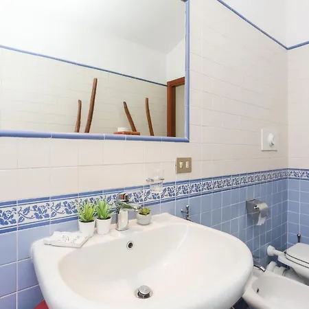 The Best Rent - Cozy Attic With View Apartment