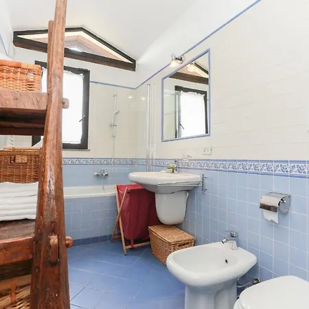 The Best Rent - Cozy Attic With View Apartment