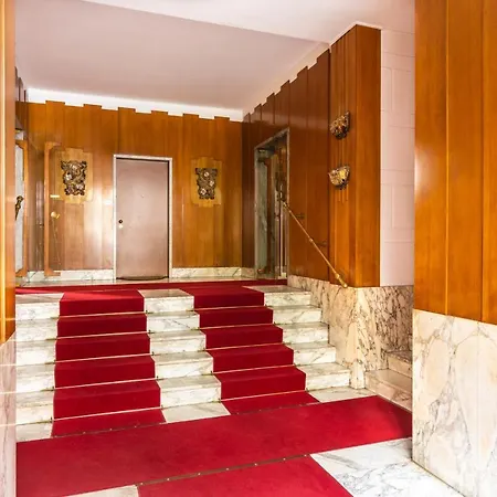 2 Bedrooms In The City Center