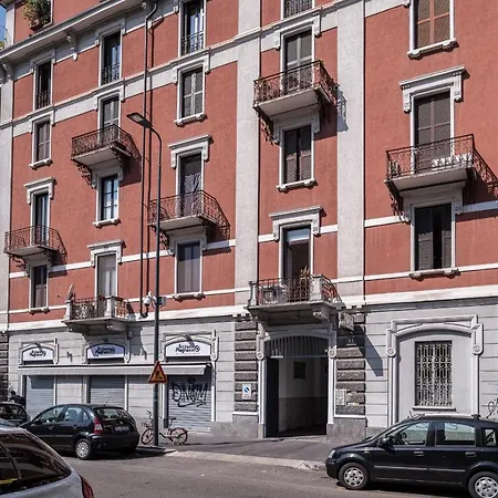 Appartamento Guesthero - Centrale M3 Milano