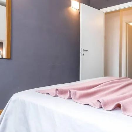 Altido For 4 With Terrace In A Quiet Residential Area * Milano